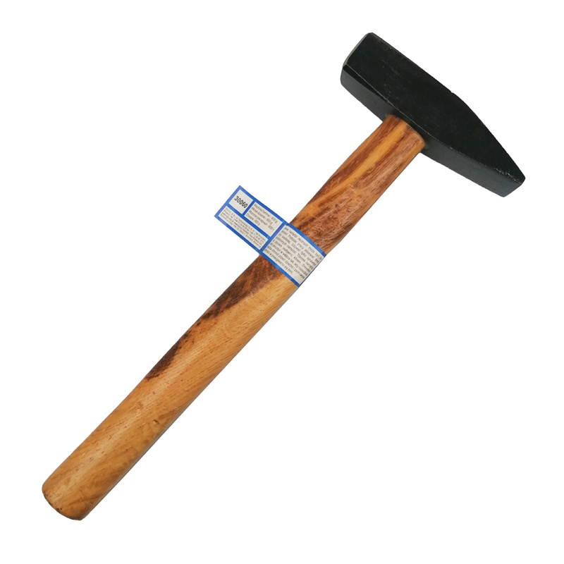 Молоток слюсарний 600 гр дерев'яна ручка Vorel